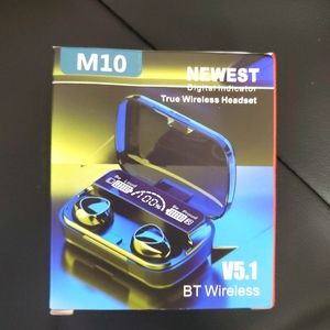 Wireless earbuds and Digital touch charging case